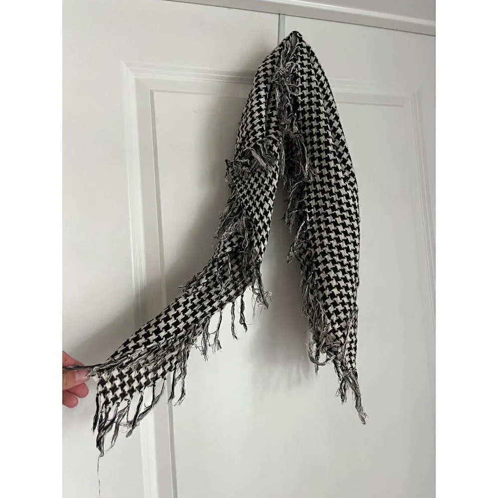Vintage Houndstooth Scarf